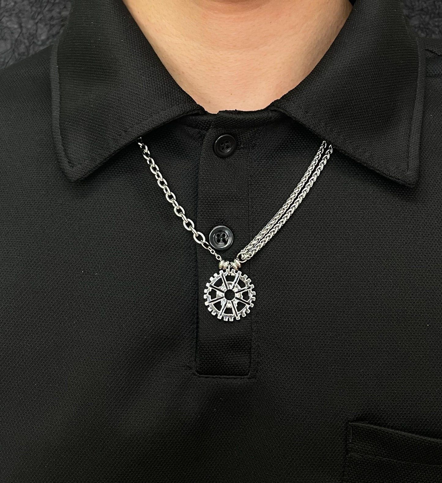 Gear Pendent Layer Necklace