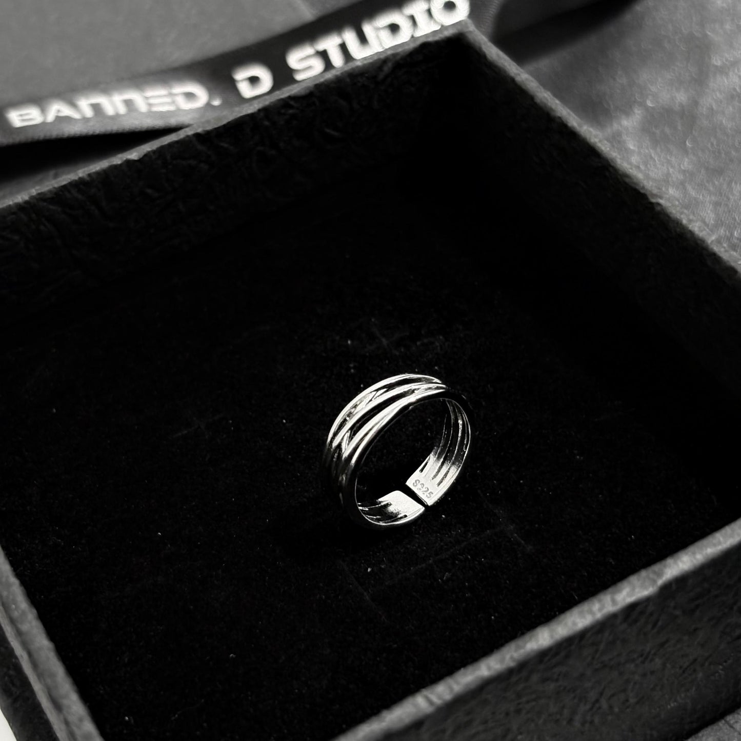 Minimalist Mark Ring