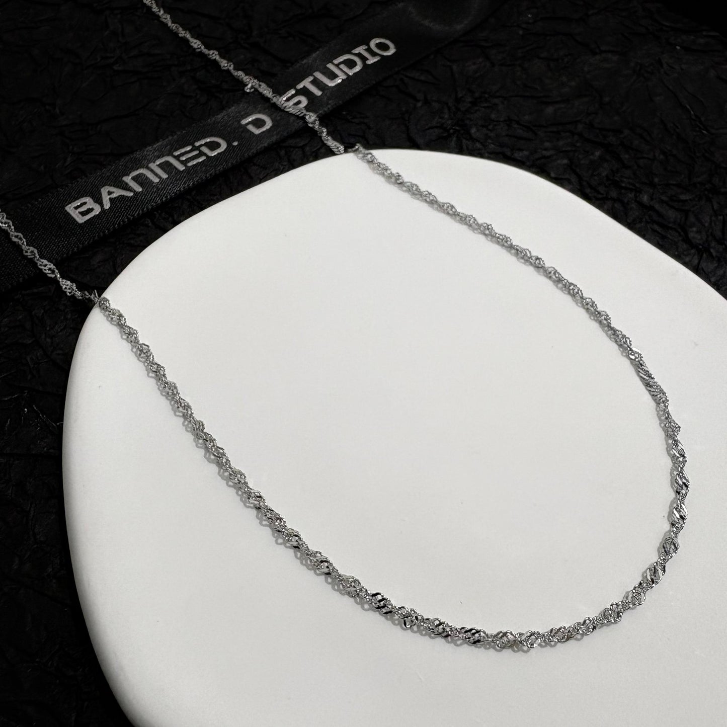 Ripple Wave Plain Necklace