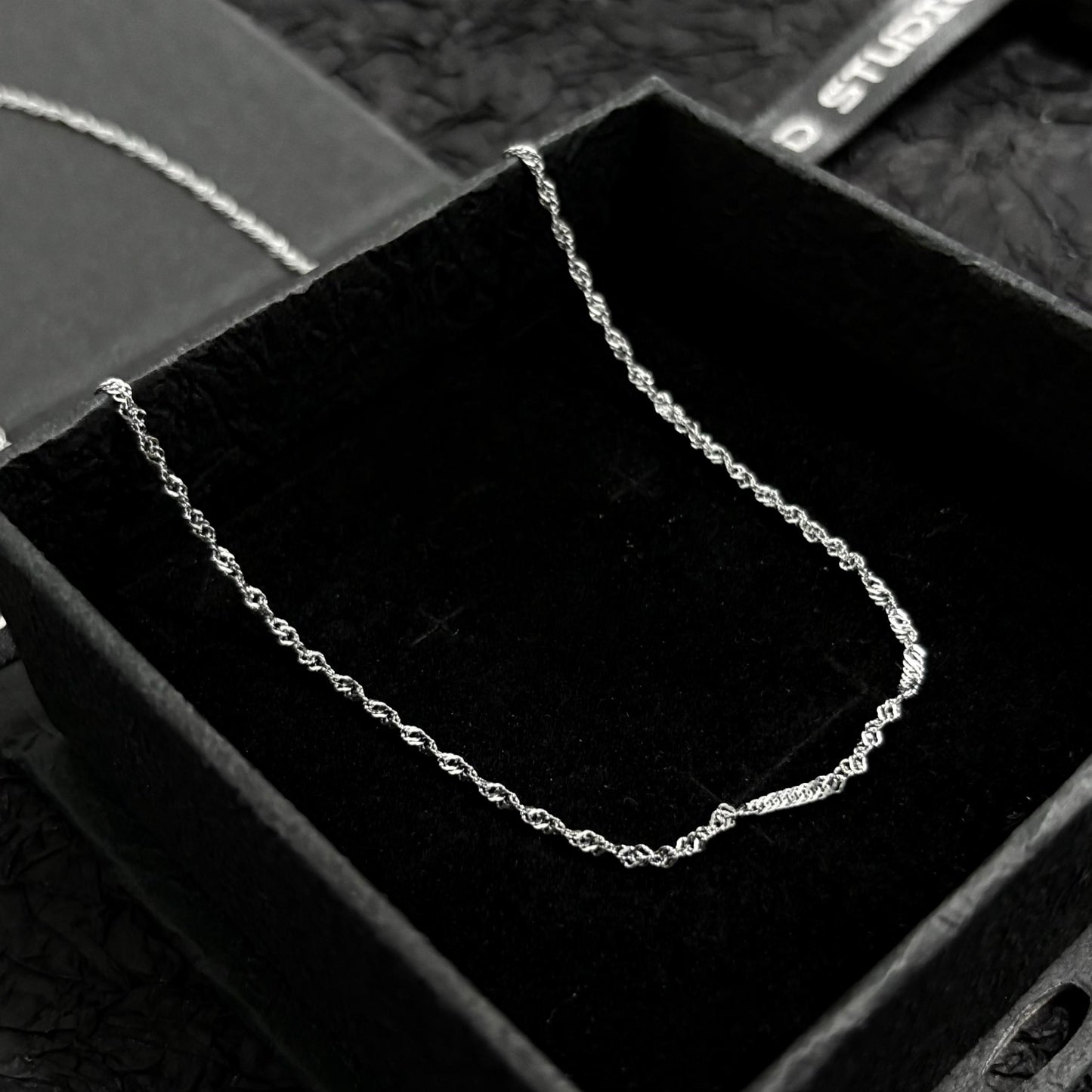 Ripple Wave Plain Necklace