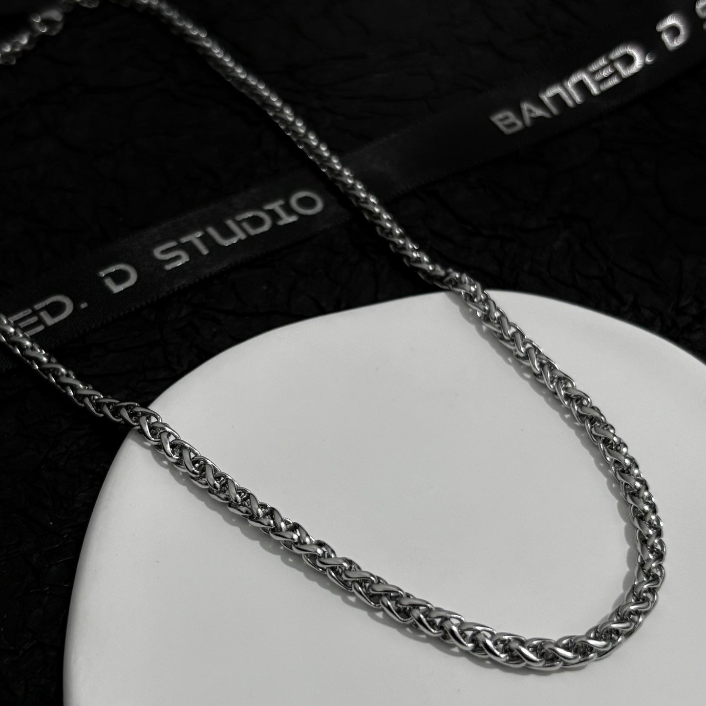 Dragon Keel Style Plain Necklace