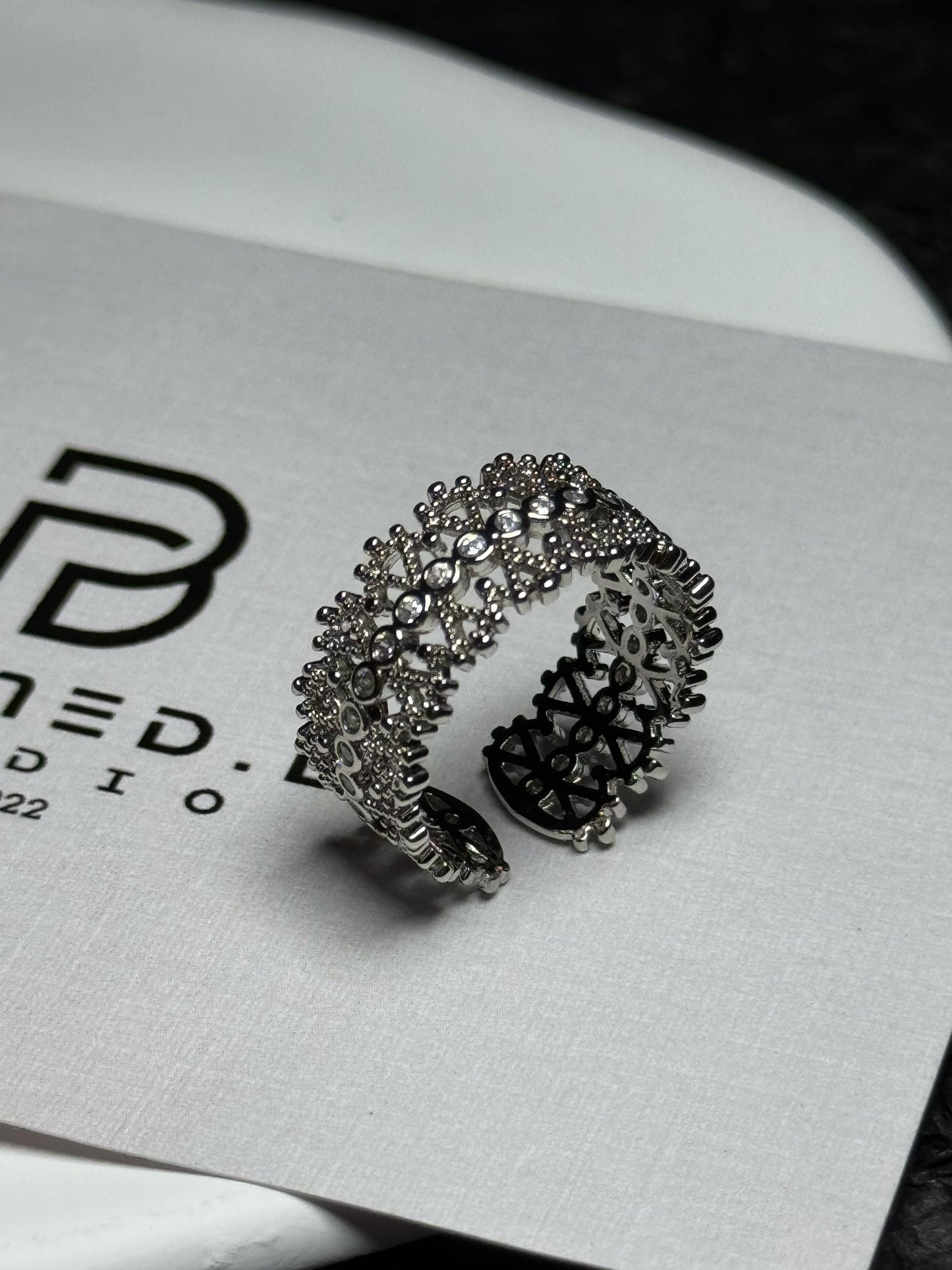 Retro Palace Style Ring