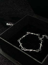 Twisted Thorn Bracelet 🔗
