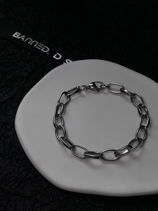 Retro O Flat Chain Bracelet